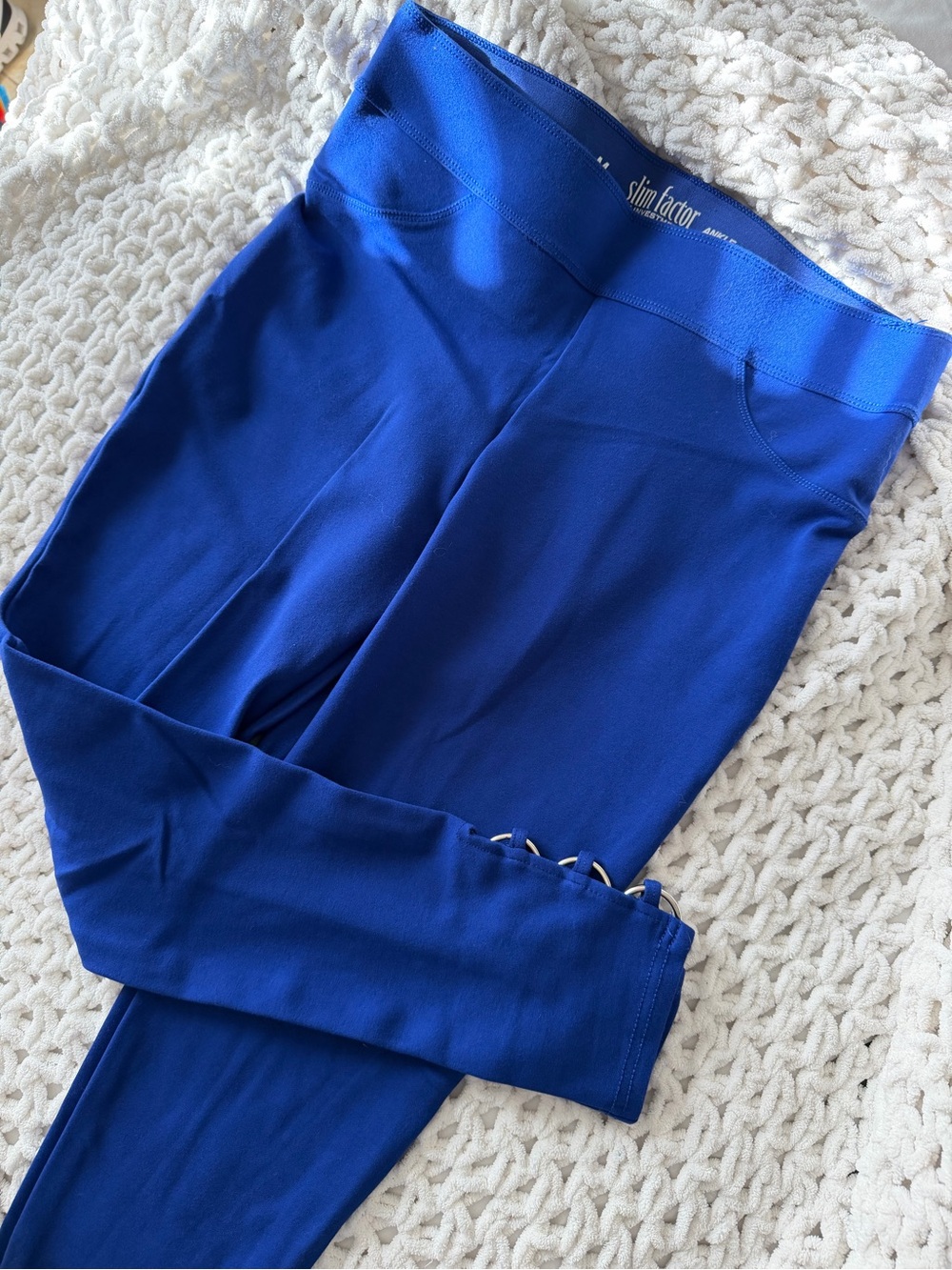 Investments Slim Factor Leggings in Royal Blue